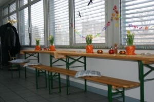 im Sommer ist der Platz ebenfalls nutzbar mit Bierzeltgarnituren usw.