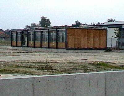 Gebäude am 30. September 2000 (Direkt nach dem Transport)